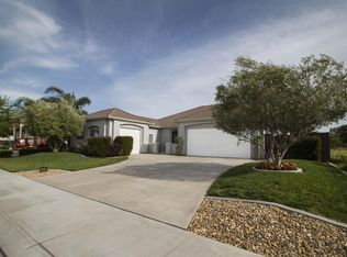 128 E Milgeo Ave, Ripon, CA 95366