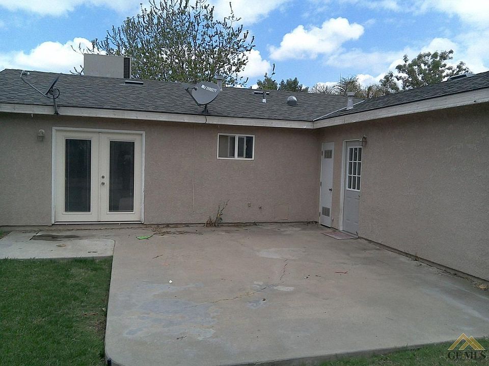 2nd image of 831 San Lucia Ln