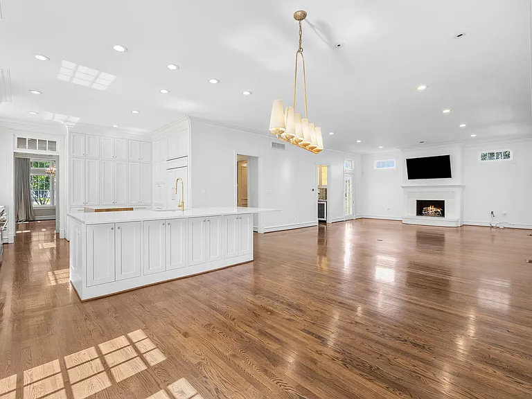 3817 Bryn Mawr Dr — Photo 6