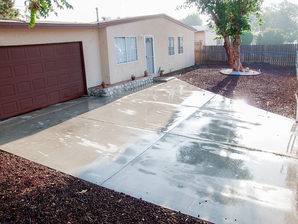 1st image of 24798 Eugena Ave