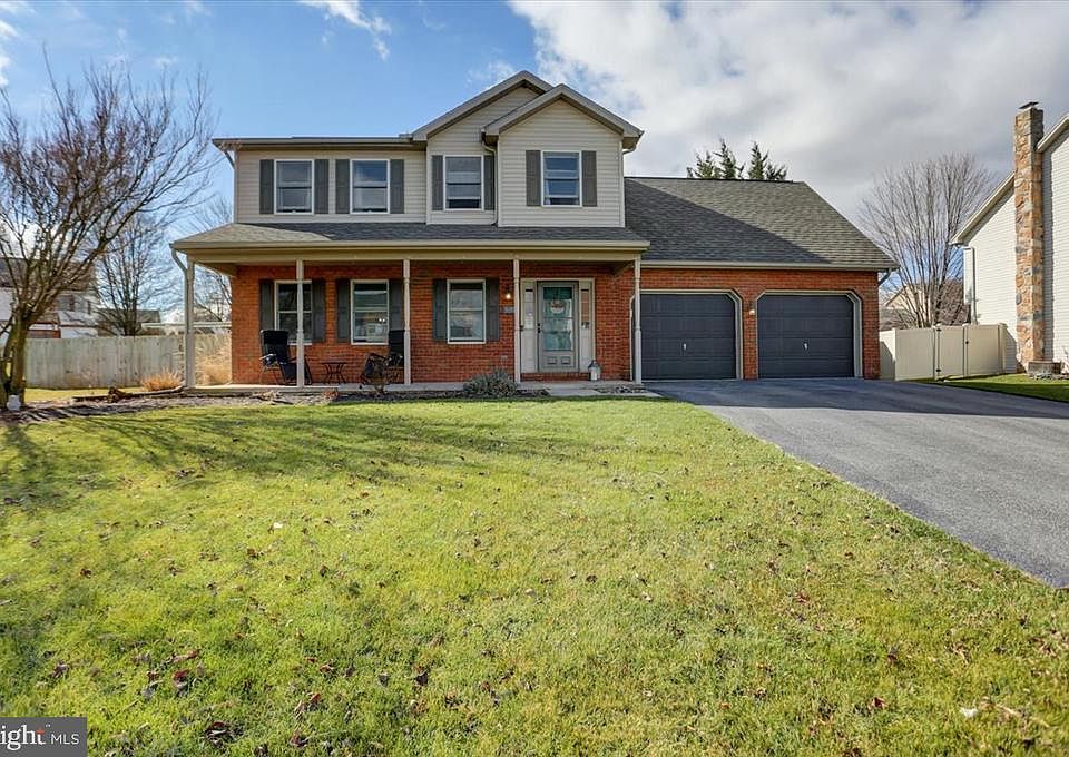 1st image of 3680 Valley View Dr