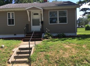 318 W Center St, Lebanon, IL 62254
