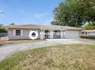 11041 Glenwood Dr, Pompano Beach, FL 33065