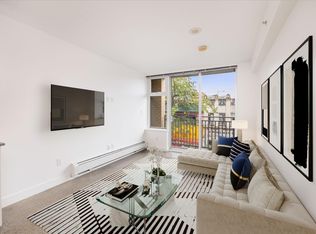231 E Pender St #305, Vancouver, BC V6A 0G3