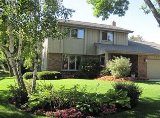 2433 W Manchester Ave, Milwaukee, WI 53221