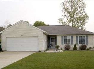 553 Cynthia St, Galesburg, MI 49053