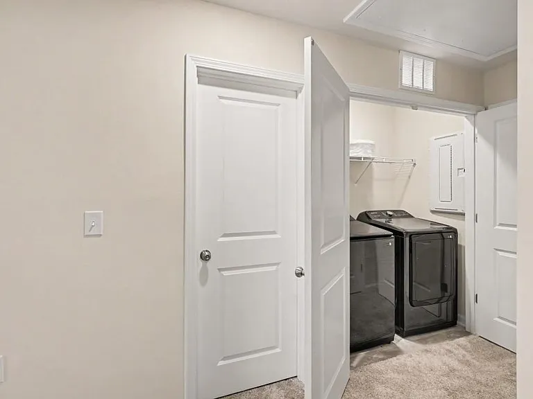 909 Falls Grove Trl — Photo 18