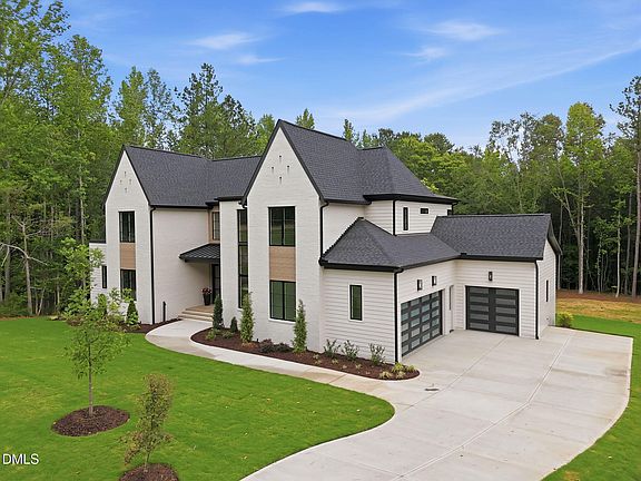 3rd image of 408 Shinleaf Pond Trl