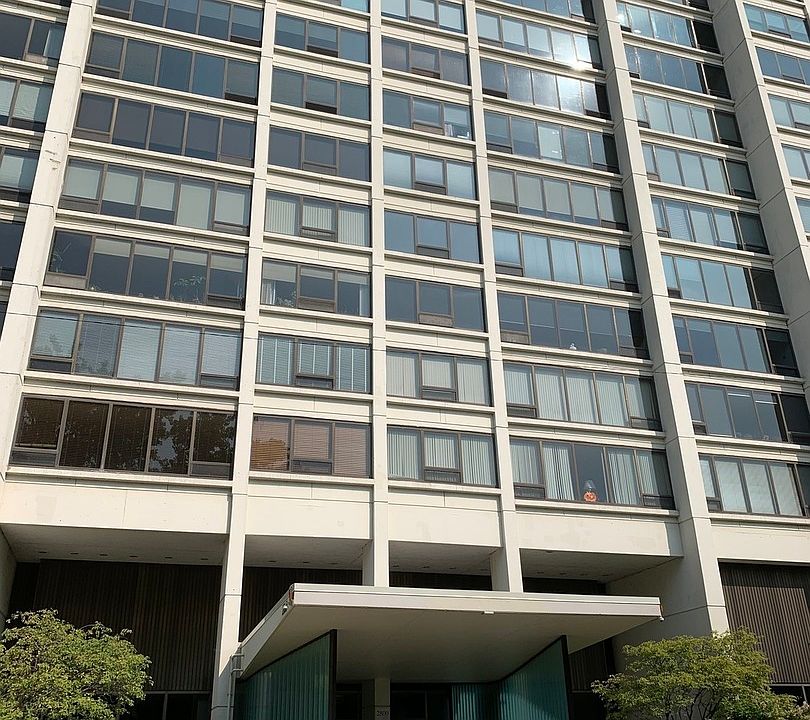 1st image of 2800 N Lake Shore Dr APT 3707