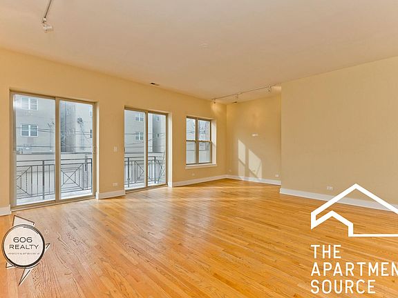 3rd image of 2510 N Willetts Ct #2F