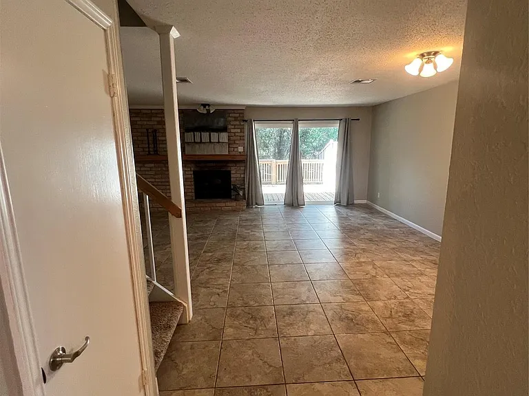 2265 W Settlers Way — Photo 6