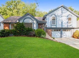 7810 Westgate Dr, Lenexa, KS 66216