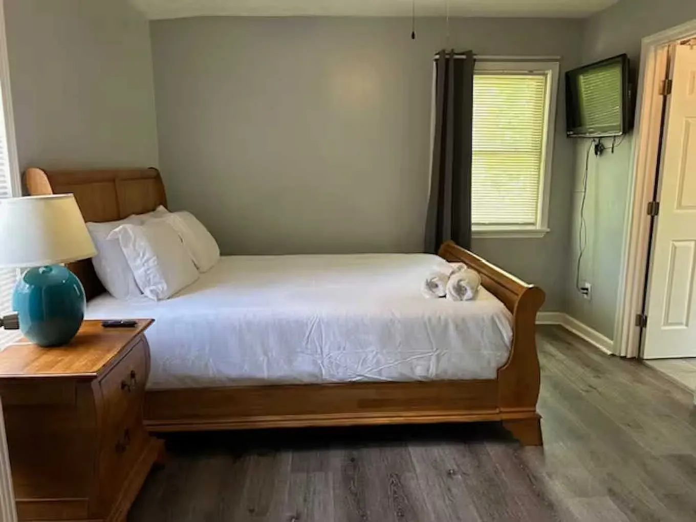 1 bed, $1,000 — Photo 3
