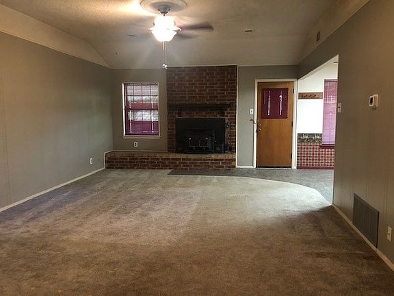 2nd image of 1820 Ballard Dr