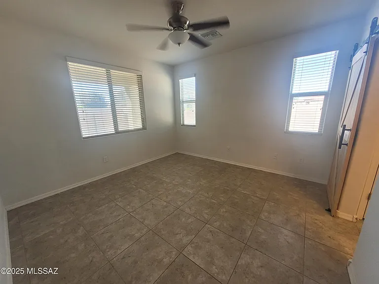8042 S Dolphin Way — Photo 14