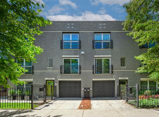 1738 N Hoyne Ave, Chicago, IL 60647