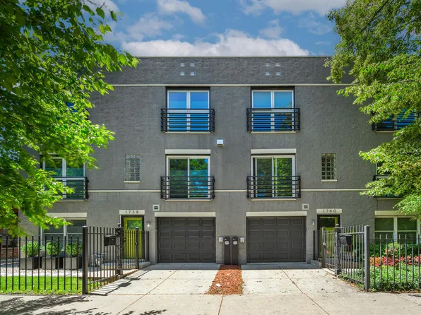 1738 N Hoyne Ave, Chicago, IL 60647