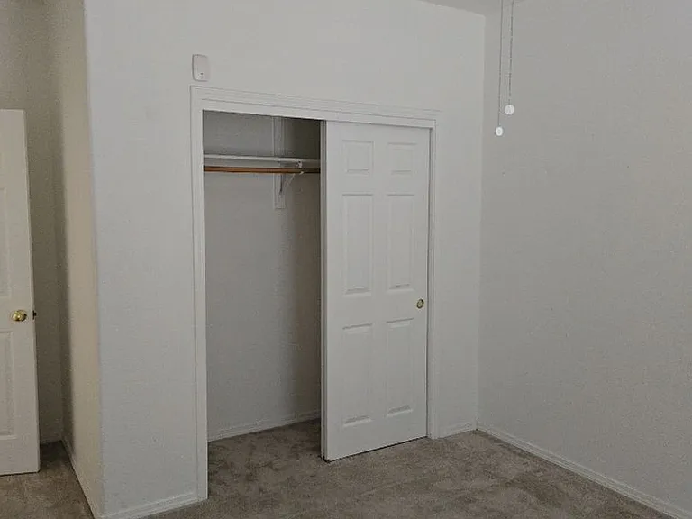 8415 Calle Soquelle NE — Photo 12