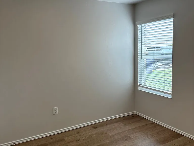 9705 Gray Wolf Ln — Photo 15