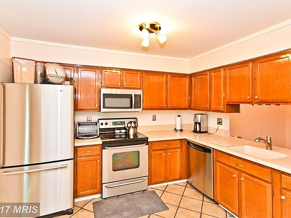2nd image of 3431 Caledonia Cir