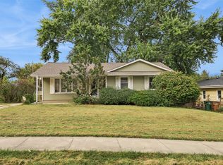 8075 Garrison Rd, Clive, IA 50325