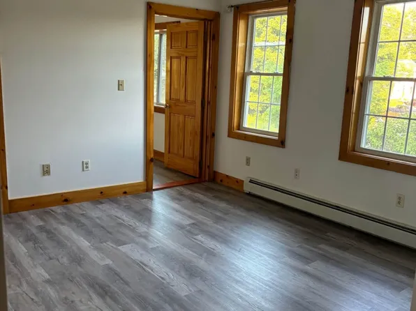 6 North St #1, Richmond, ME 04357