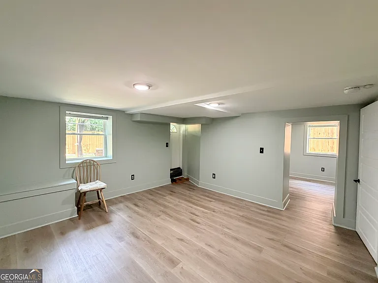 1311 Douglas St SW — Photo 22