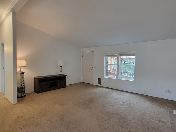 2nd image of 540 Shorepines Ct