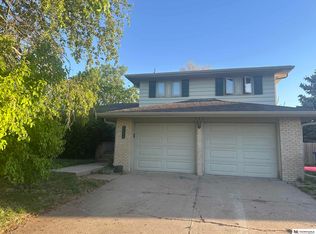 2216 E 8th St, Fremont, NE 68025