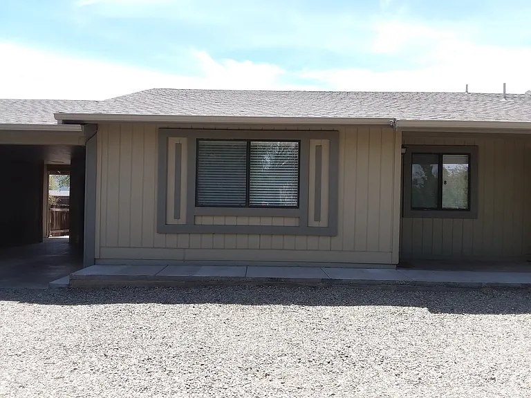 2829 N Superstition Ln #B — Photo 1