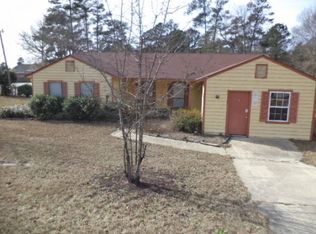 901 Flora Dr, Columbia, SC 29223