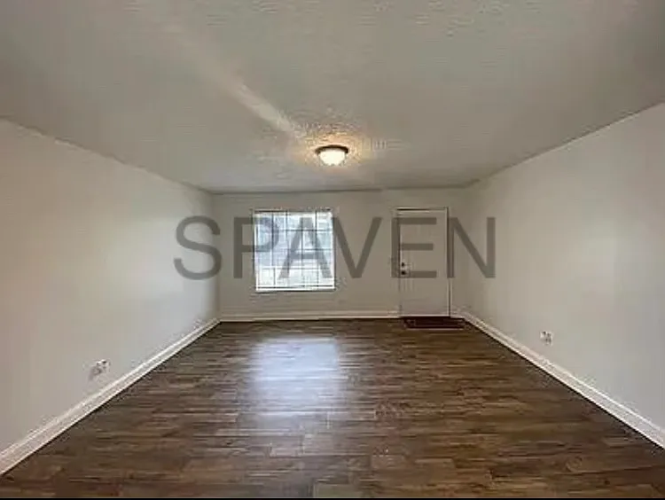 285 Branch Rd — Photo 3