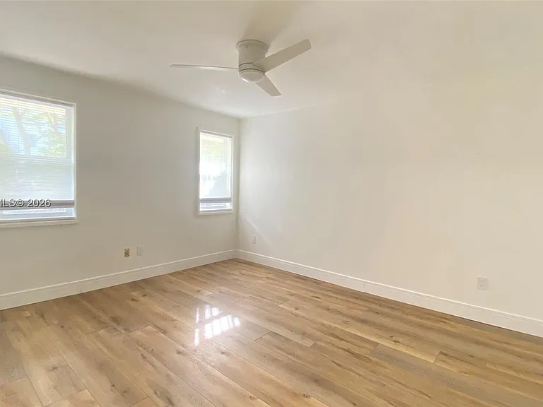 255 Sunrise Dr #107 — Photo 18