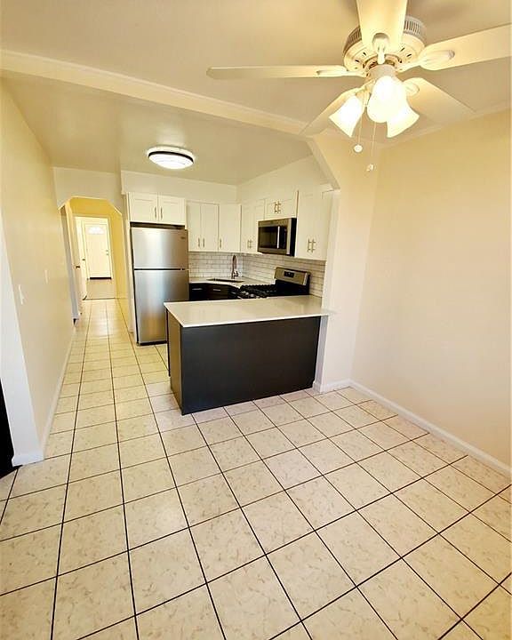 1st image of 159 Meagher Ave Floor 1
