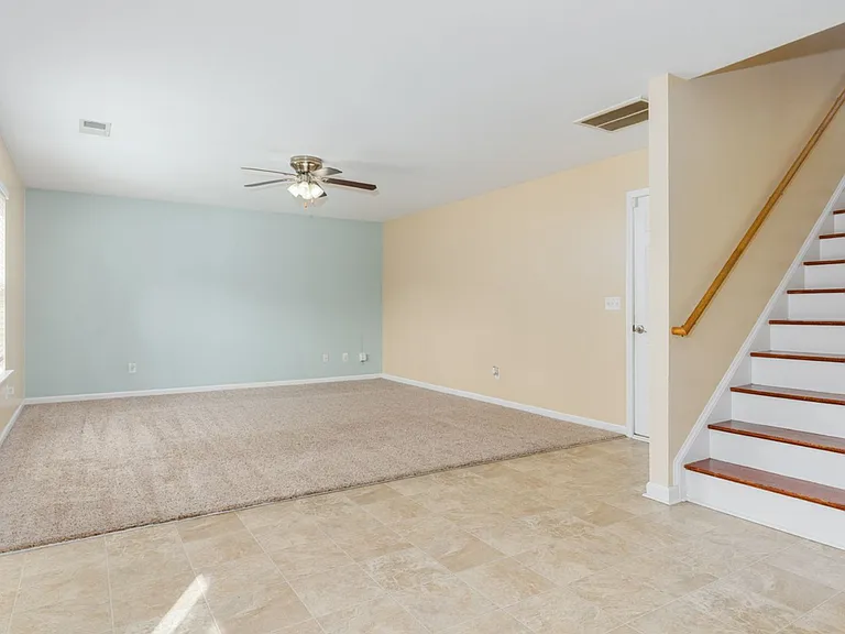 262 Whitton Ln — Photo 11
