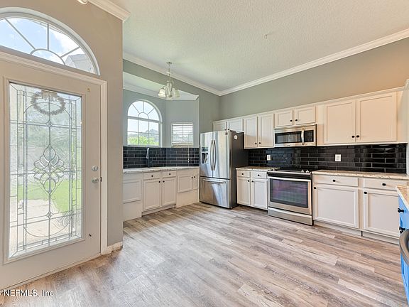 4th image of 6304 MORSE OAKS Circle
