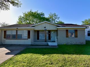 1319 Summit St, Mesquite, TX 75149