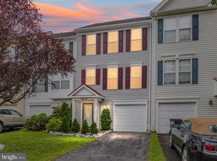 12075 Country Mill Dr, Bristow, VA 20136