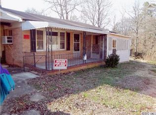 901 Furman St, Dallas, NC 28034