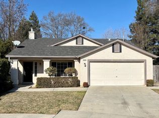 4664 W Sample Ave, Fresno, CA 93722