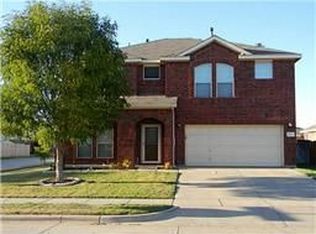 4037 Rochester Dr, Fort Worth, TX 76244