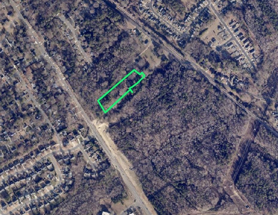 2nd image of 230 Morris Rd