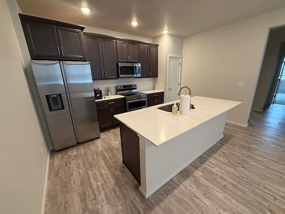 1st image of 551 Vicot Way Unit G