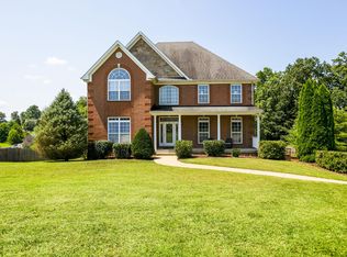 2040 Alycia Way, Pleasant View, TN 37146