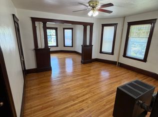 49 Houghton St APT 2, Worcester, MA 01604