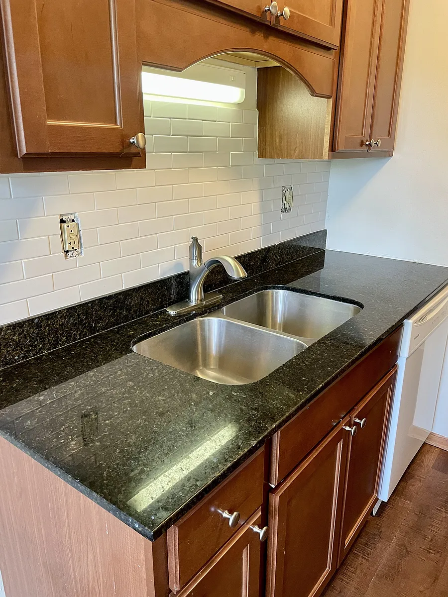 Building Photo - Como Lakes Apartments