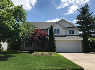 761 Schroll Ct, Forsyth, IL