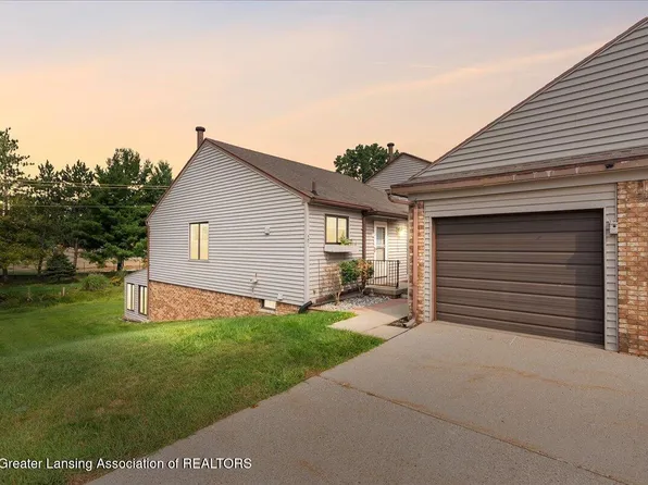 501 Red Cedar Blvd, Williamston, MI 48895