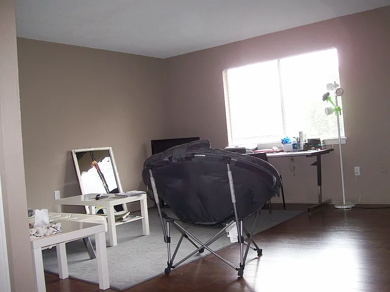 555 Spanish Town Rd #4 — Photo 3