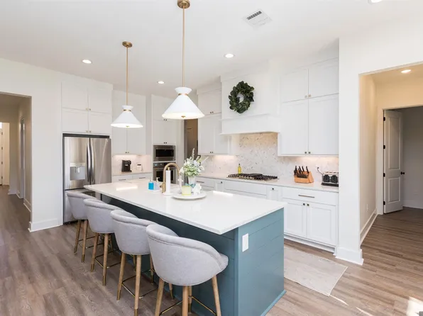 10045 Clarks Ferry, Baton Rouge, LA 70817
